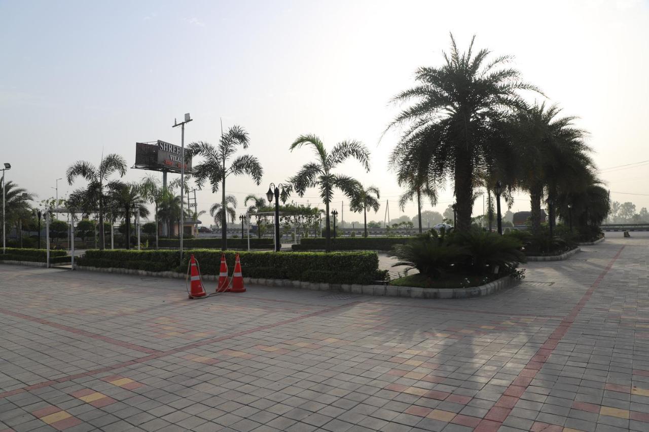 Shree Jee Vilas Sonipat Bagian luar foto