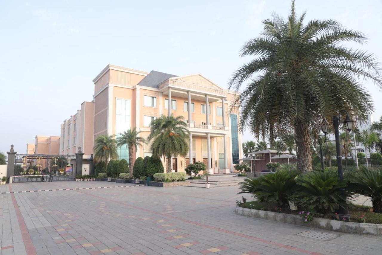 Shree Jee Vilas Sonipat Bagian luar foto